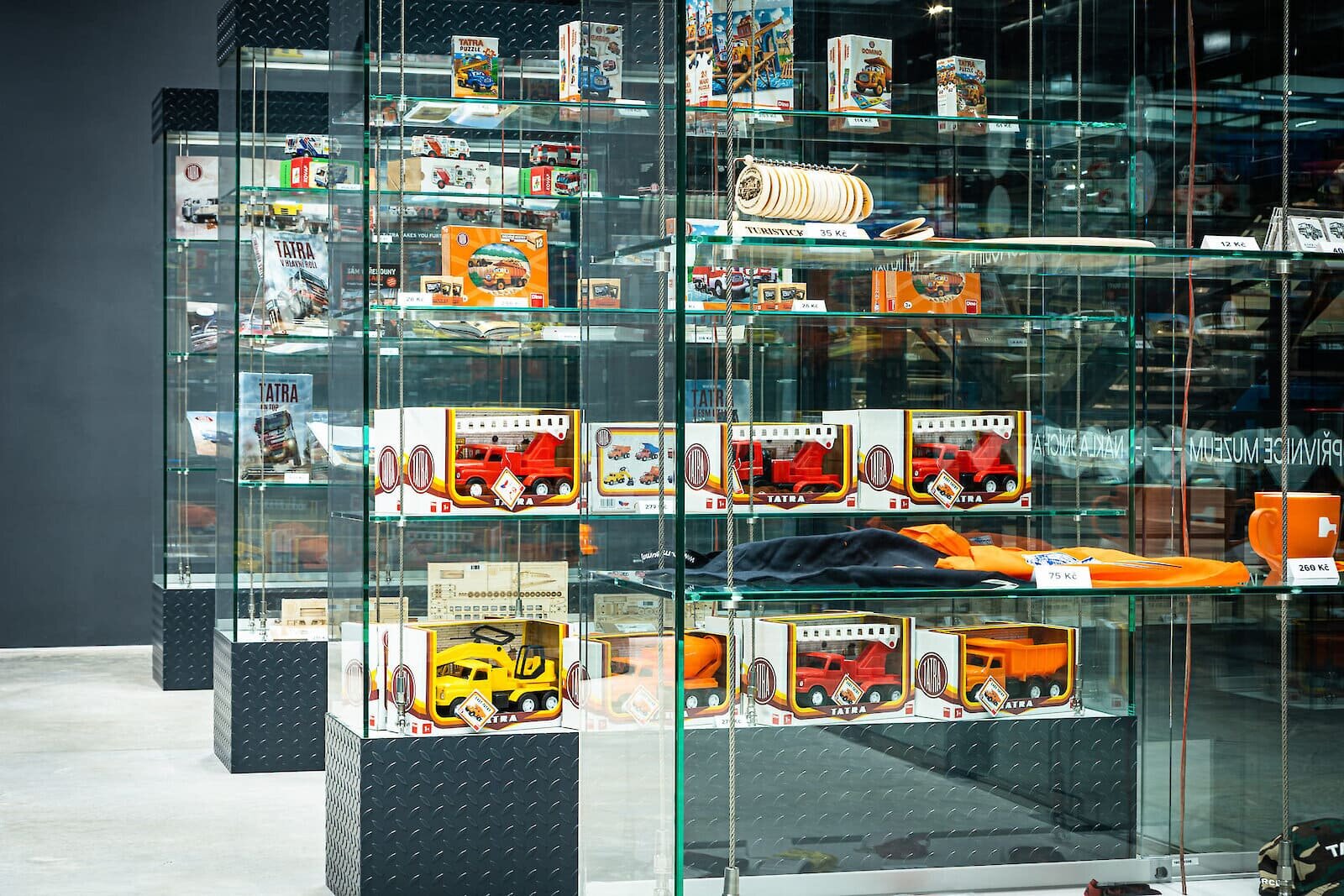 Vitríny s modely tatry