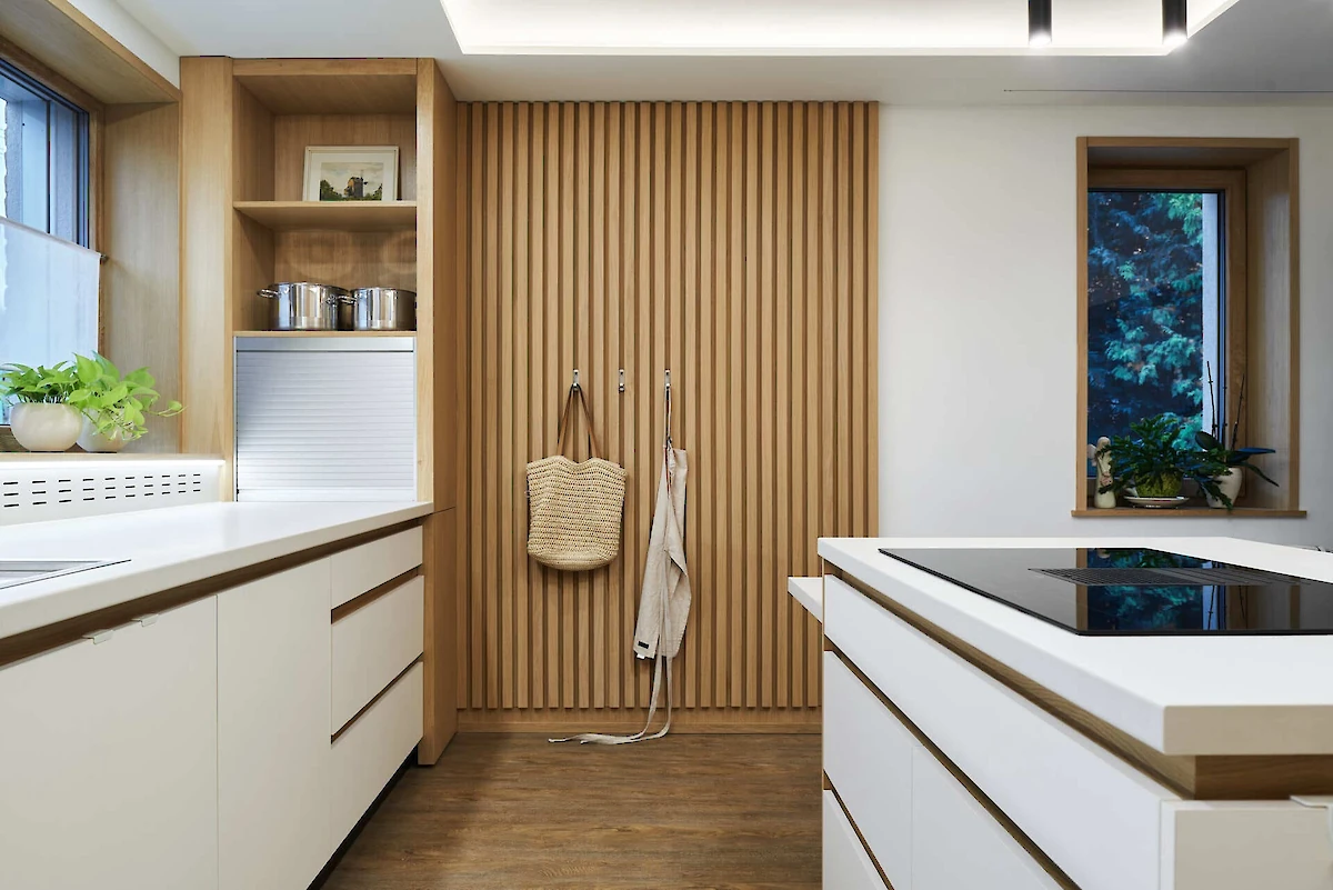 Kuchyně s dřevěnými prvky